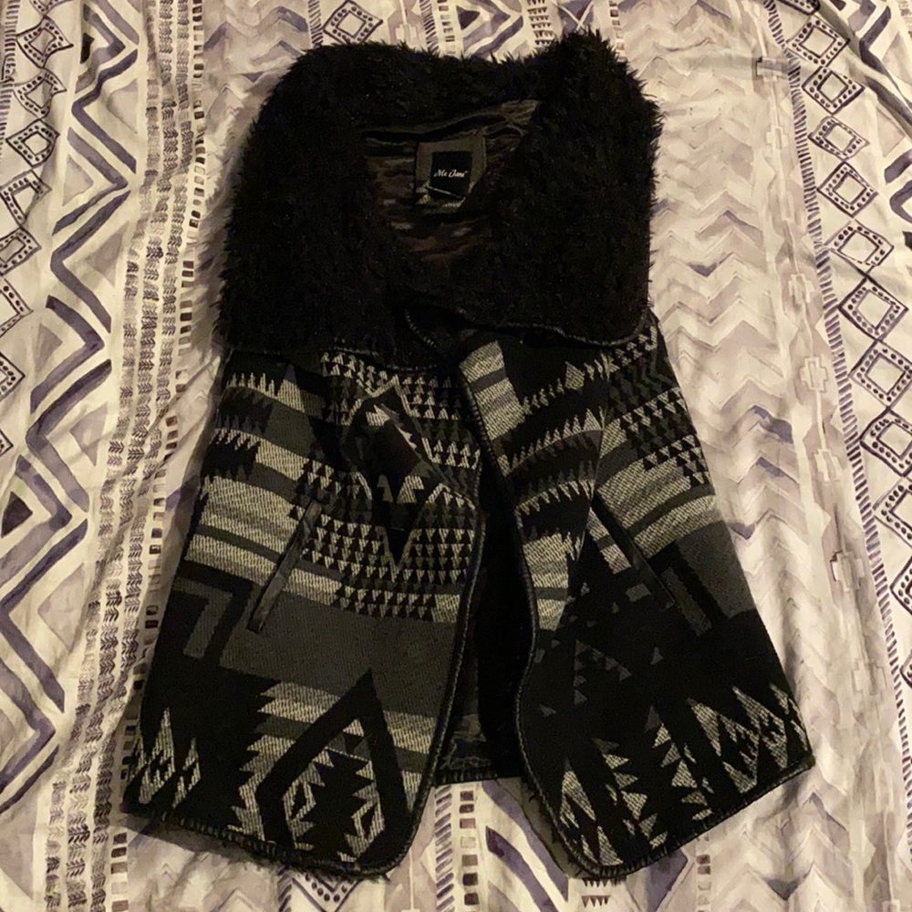 Me Jane Faux Fur Vest